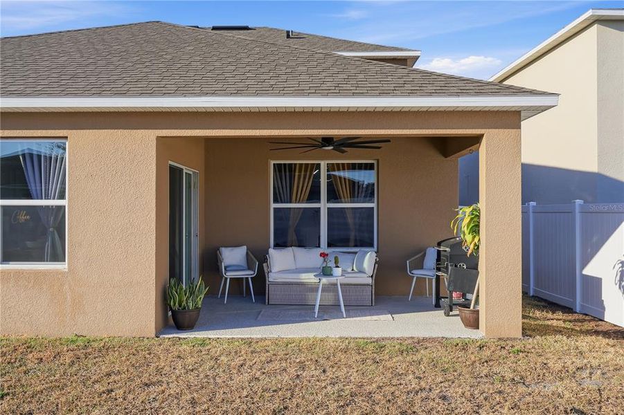 Exterior details and patio area of a home in Wind Meadows South, Bartow (Image 26).