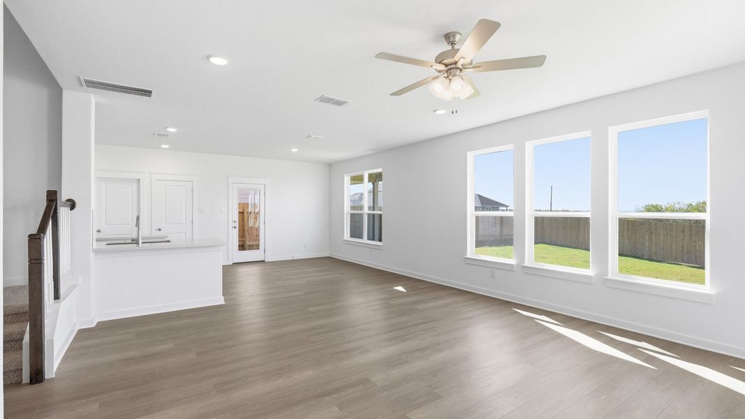 Furnished interior view inside a new home in Calumet, Jarrell (Image 8).