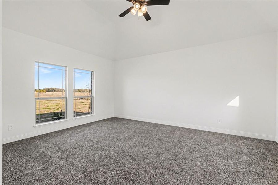 Spacious, unfurnished interior of a new home in Sagebrush Addition, Midlothian (Image 21).