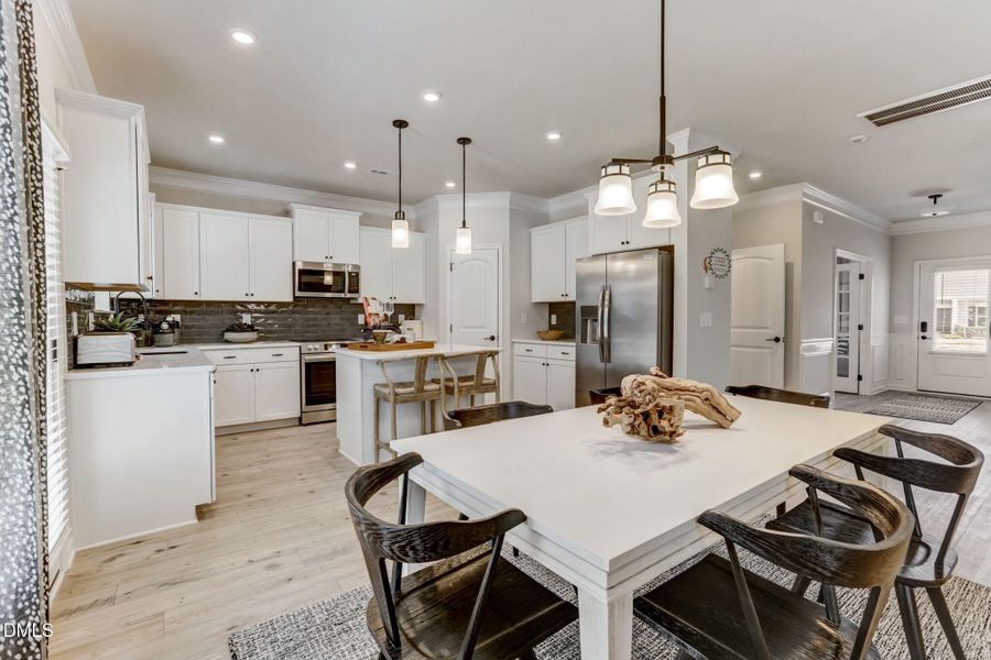 Previously Furnished Model Home Previously Furnished Model Home