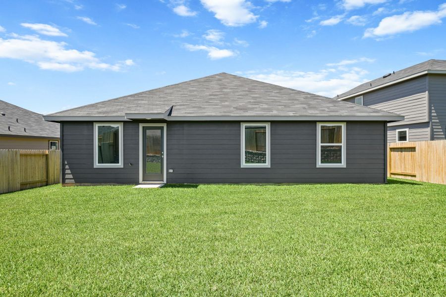 Exterior details and patio area of a home in Mill Creek, Magnolia (Image 2).