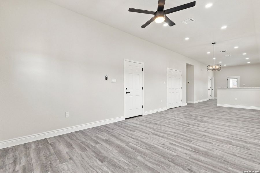 Spacious, unfurnished interior of a new home in , San Antonio (Image 16).