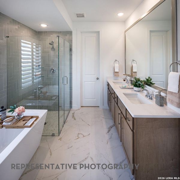 Furnished interior view inside a new home in Sunflower Ridge, New Braunfels (Image 10).