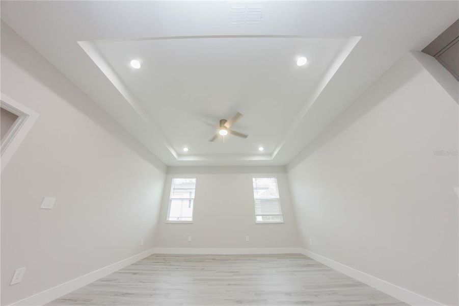 Spacious, unfurnished interior of a new home in , Eustis (Image 41).