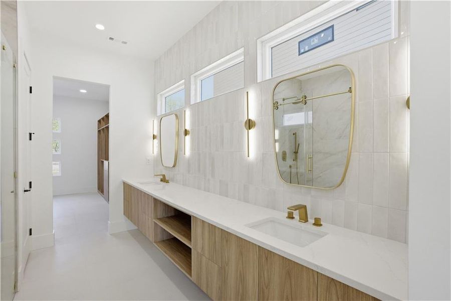 Furnished interior view inside a new home in , Duluth (Image 50).