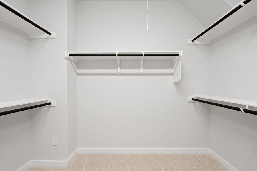Spacious, unfurnished interior of a new home in Lagos Reserve, Manor (Image 38).