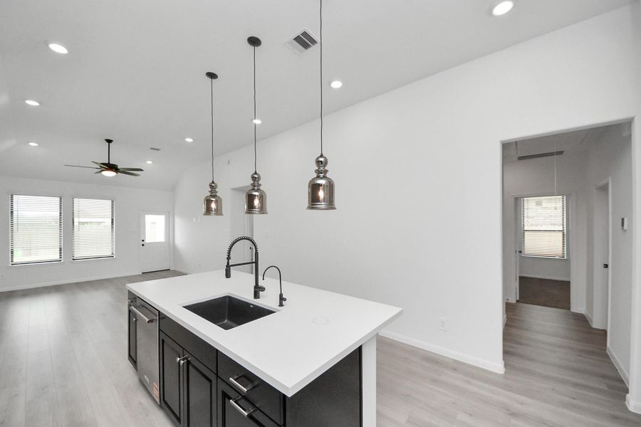 Image 18 of a home in Amira: Premier Collection. Image 18 of a home in Amira: Premier Collection.