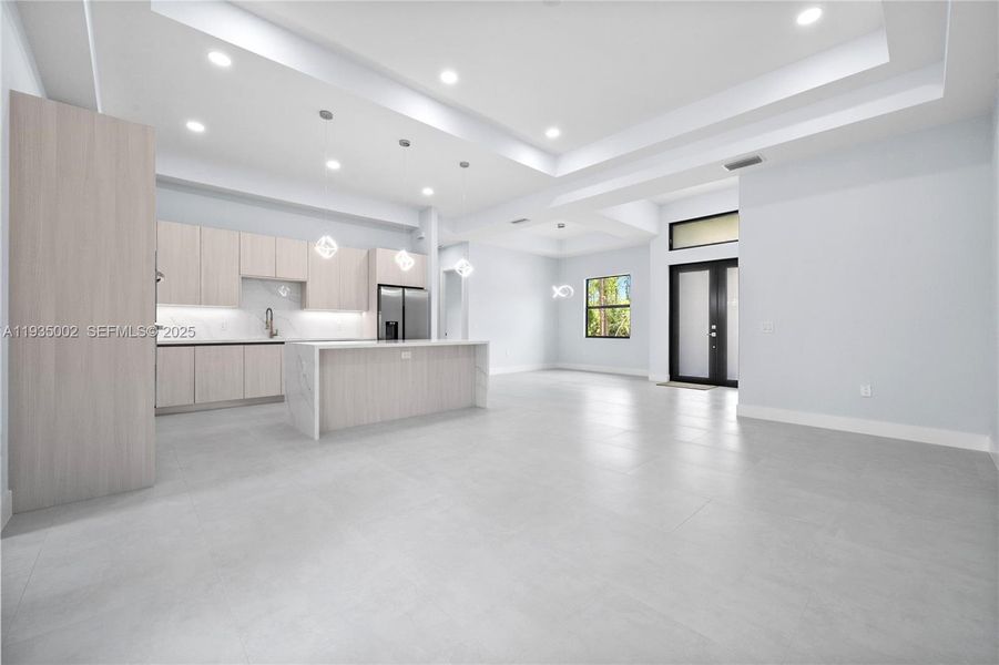 Spacious, unfurnished interior of a new home in , Naples (Image 24). Spacious, unfurnished interior of a new home in , Naples (Image 24).