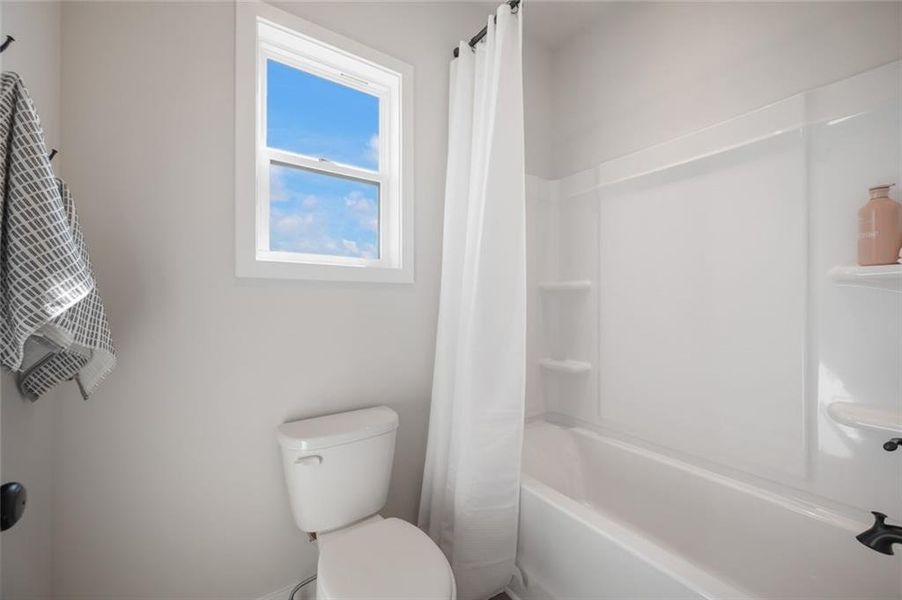 Furnished interior view inside a new home in Ponderosa Farms Manor, Gainesville (Image 45).