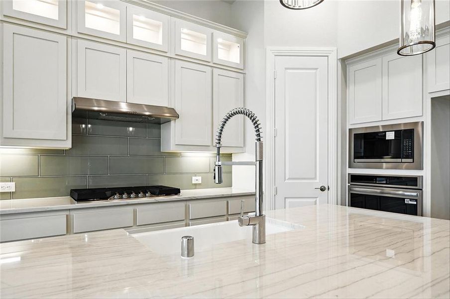 Furnished interior view inside a new home in Trinity Falls, McKinney (Image 8). Furnished interior view inside a new home in Trinity Falls, McKinney (Image 8).