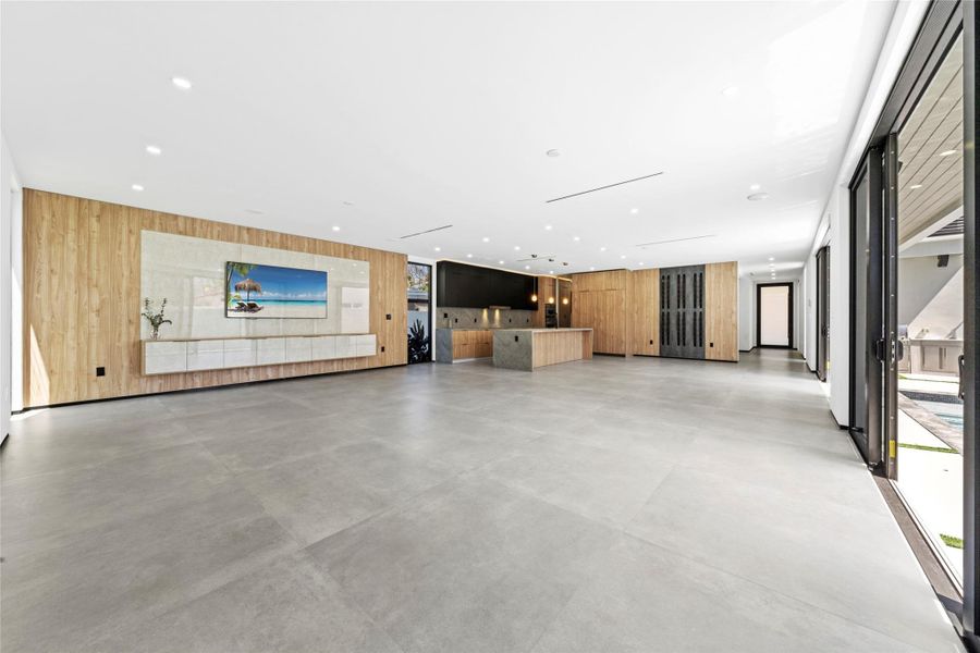 Image 22 of a home in .