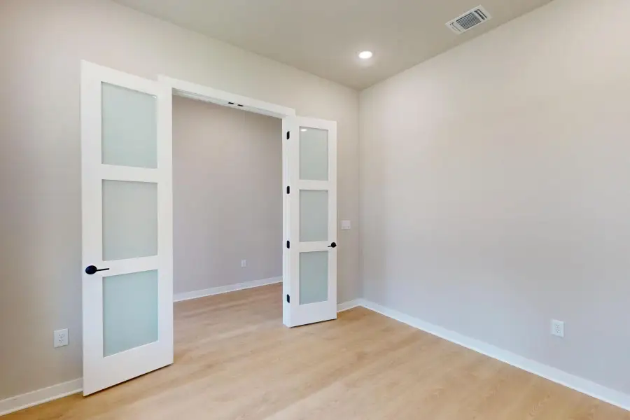 Spacious, unfurnished interior of a new home in Edgewood, Leander (Image 19). Spacious, unfurnished interior of a new home in Edgewood, Leander (Image 19).