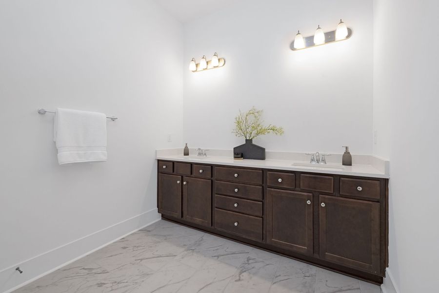 Furnished interior view inside a new home in Edgewater - Harbor Pointe, Lancaster (Image 26).