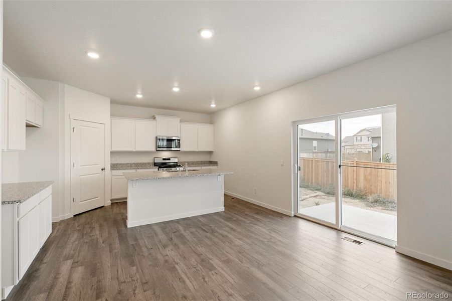 Spacious, unfurnished interior of a new home in Timberleaf, Thornton (Image 19).