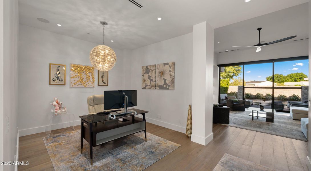 17-web-or-mls-Office2