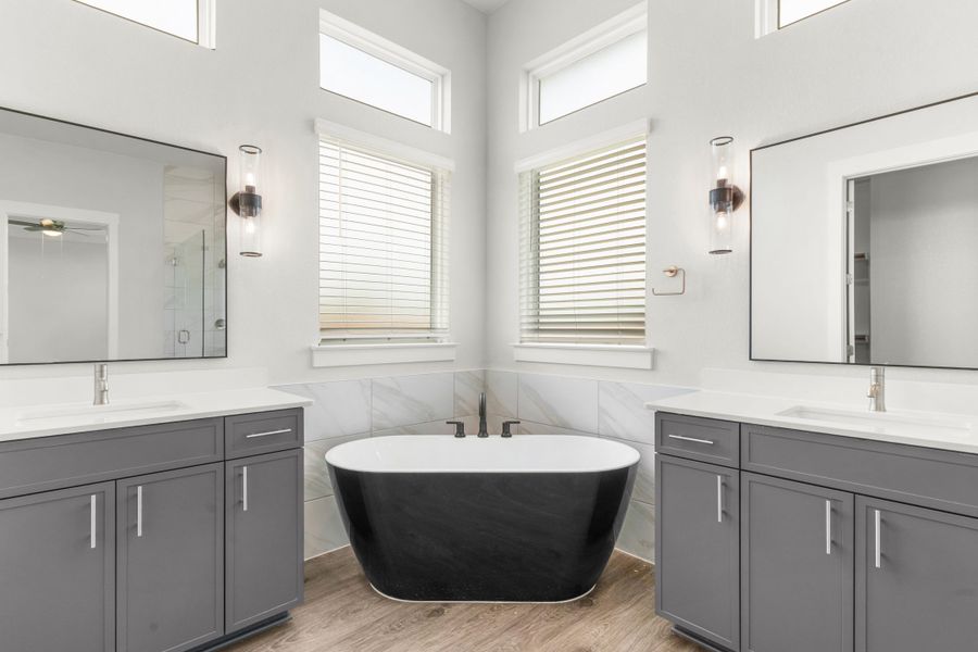 Furnished interior view inside a new home in Broken Oak, Georgetown (Image 41).