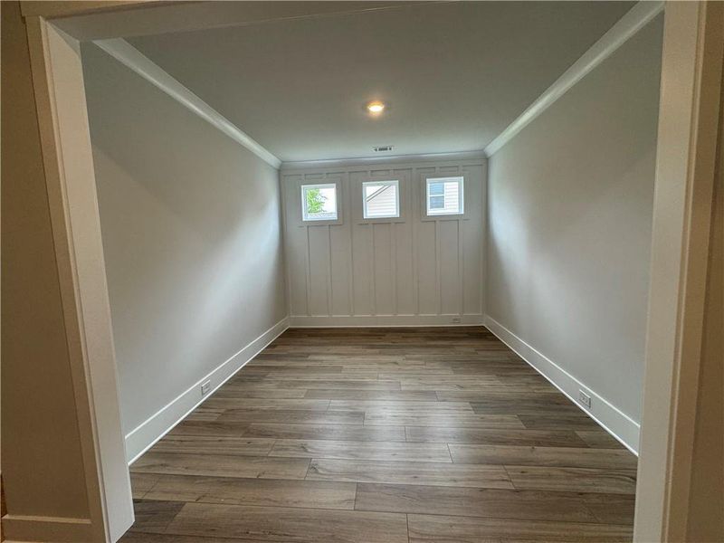 Spacious, unfurnished interior of a new home in Rosewood Lake Preserve, Hoschton (Image 32).