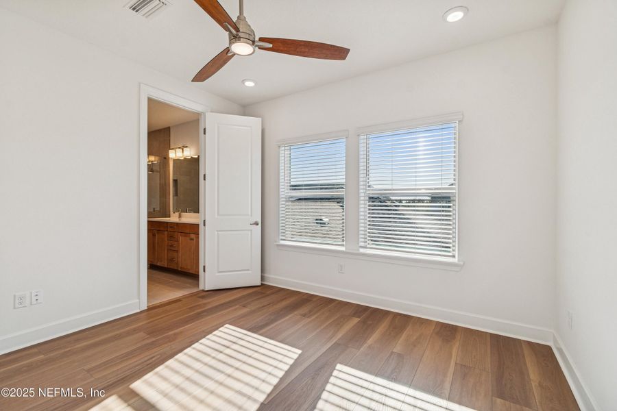 Spacious, unfurnished interior of a new home in Seven Pines 24' Rear Entry Townhomes, Jacksonville (Image 27).