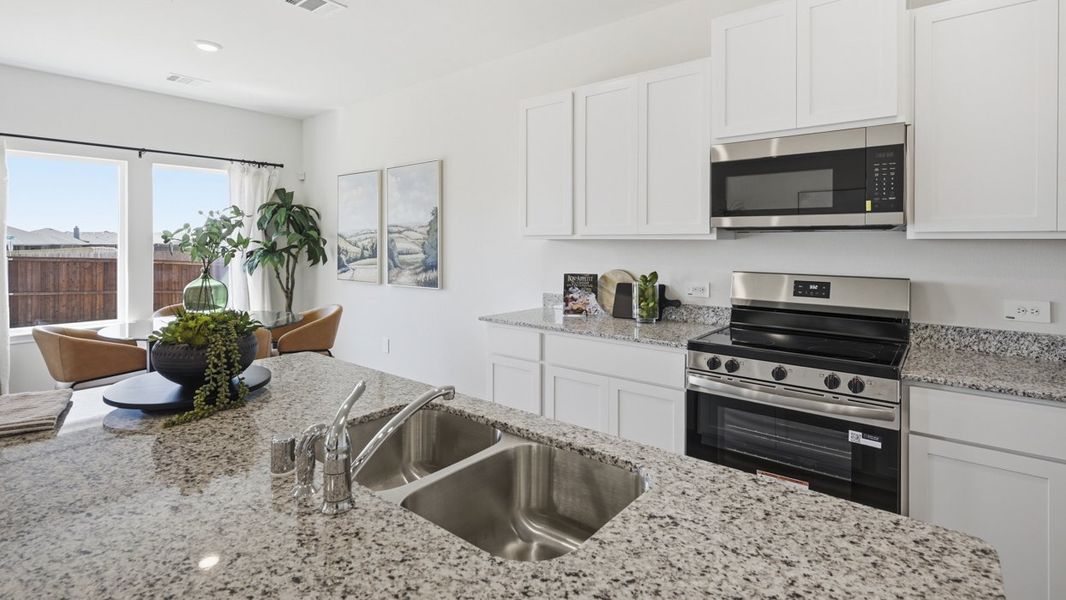 Furnished interior view inside a new home in Saddlebrook, Waxahachie (Image 26).