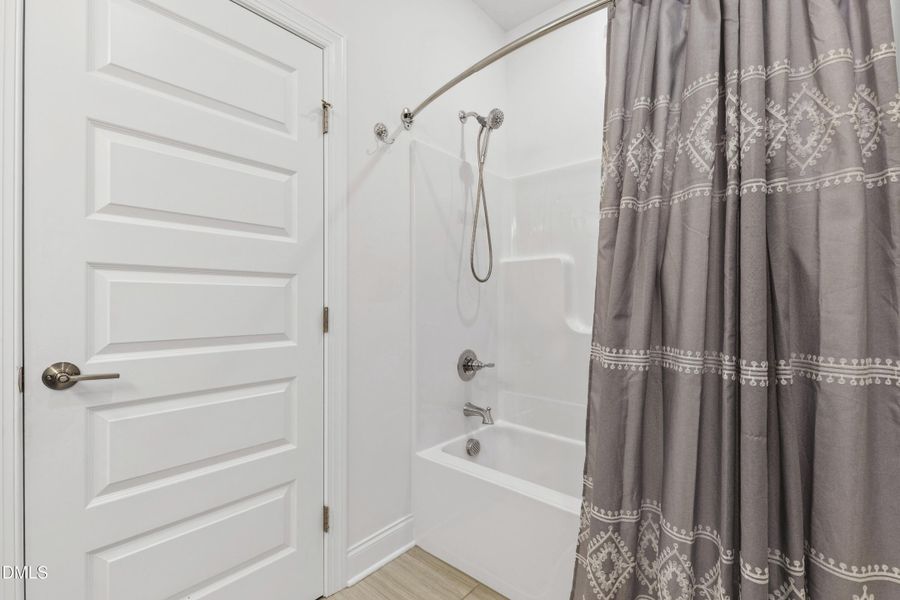 Full Bathroom Upstairs