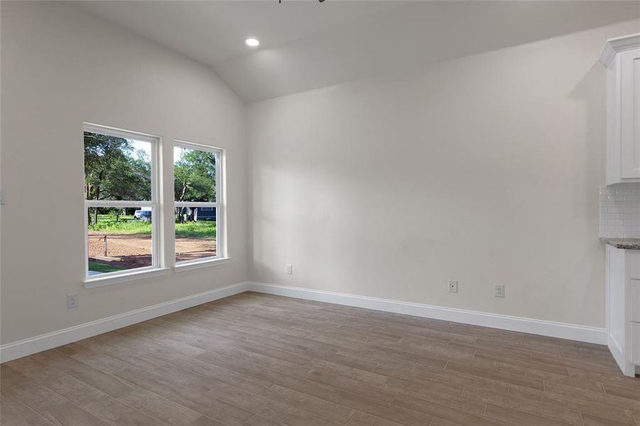 Spacious, unfurnished interior of a new home in , Mineral Wells (Image 31).