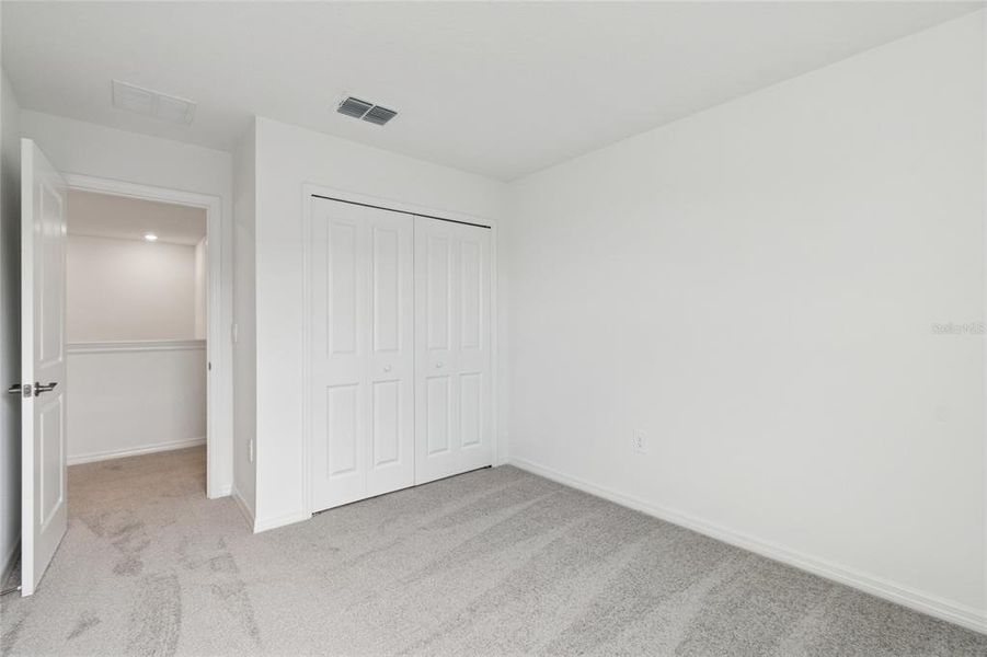 Spacious, unfurnished interior of a new home in Southpointe, Palmetto (Image 20).