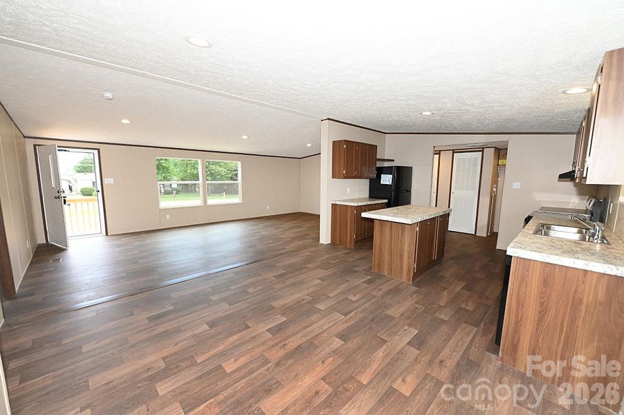 Spacious, unfurnished interior of a new home in , Stony Point (Image 14).