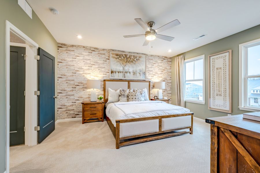 Representative furnished interior of a home built from the Hudson by Fischer Homes in Villas at Gold Creek, Dawsonville (Image 20).