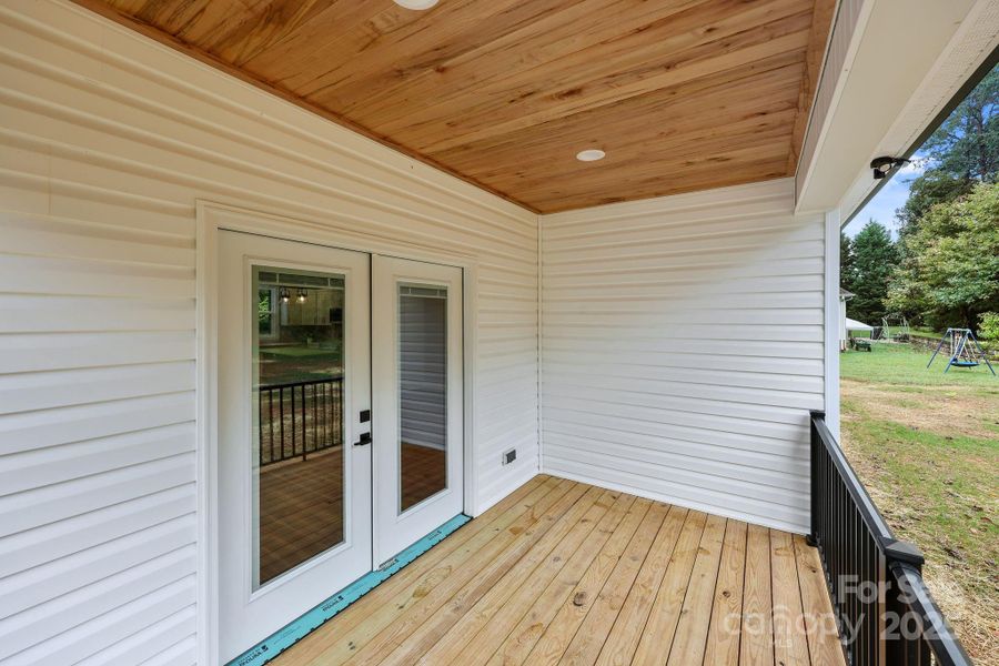 Exterior details and patio area of a home in , Salisbury (Image 21).