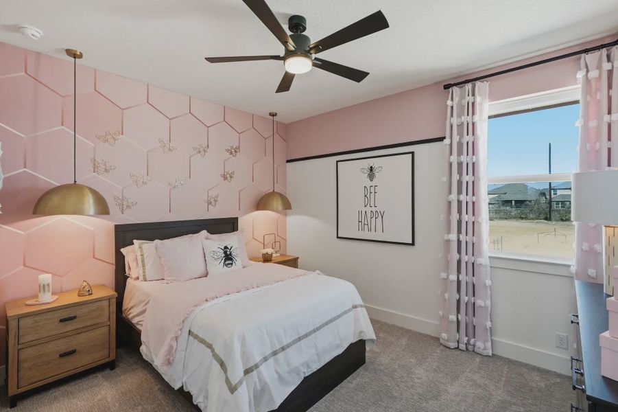 Representative furnished interior of a home built from the Rivers by Chesmar Homes in Crescent Bluff, Georgetown (Image 16).