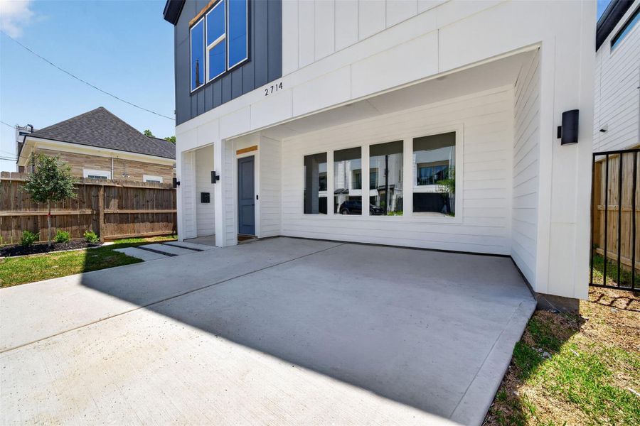 Exterior details and patio area of a home in , Houston (Image 4). Exterior details and patio area of a home in , Houston (Image 4).