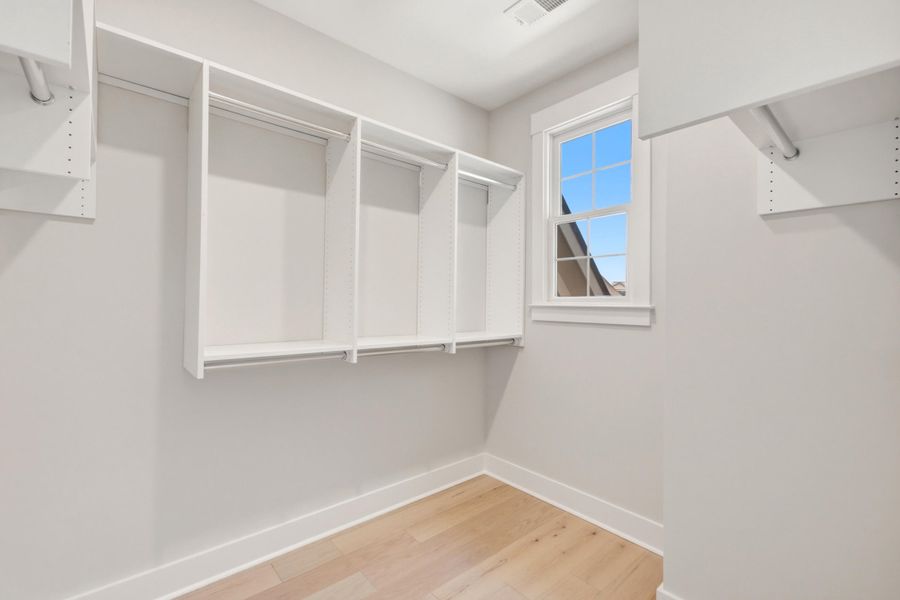 Spacious, unfurnished interior of a new home in , Johns Island (Image 71).