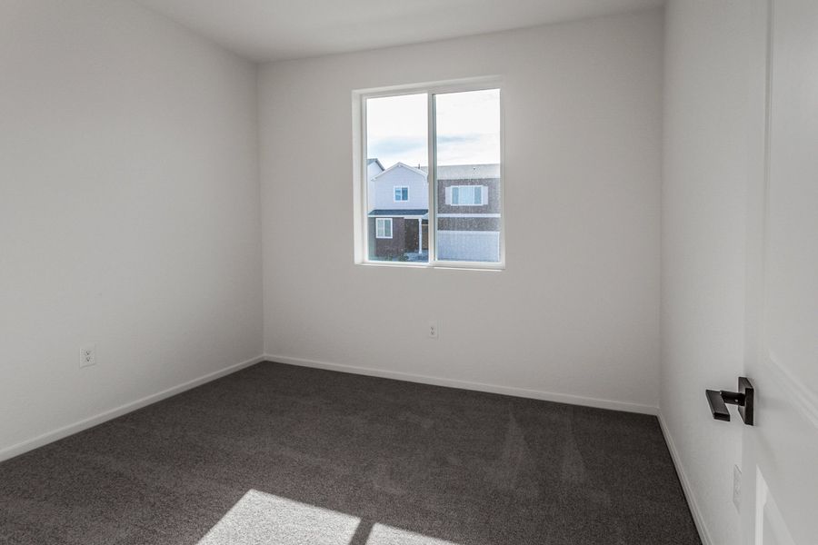 Spacious, unfurnished interior of a new home in Bloom, Fort Collins (Image 34).
