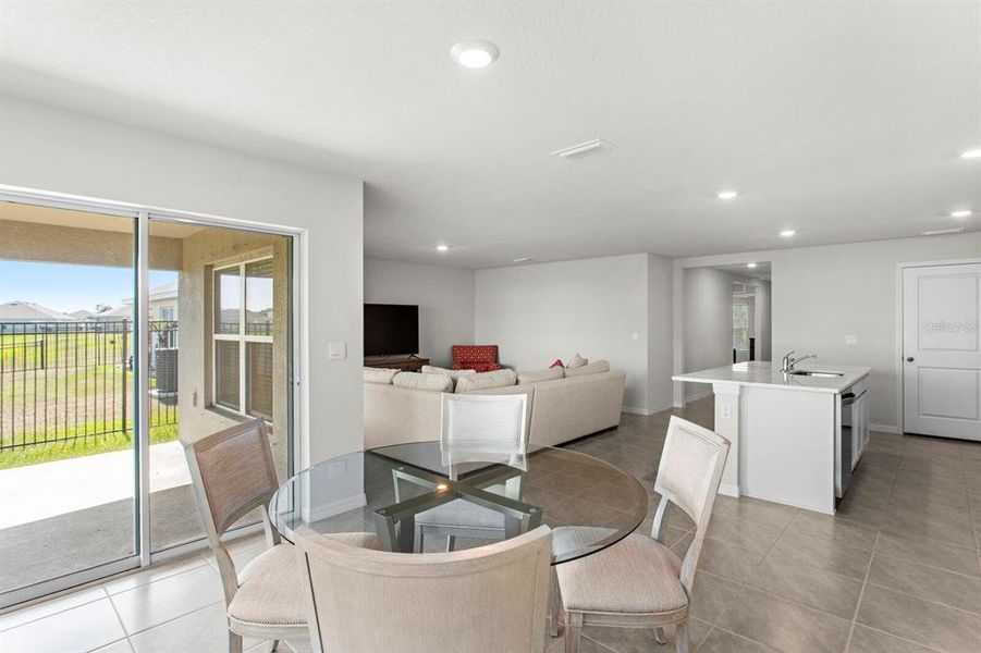 Furnished interior view inside a new home in Mandarin Grove, Palmetto (Image 8).