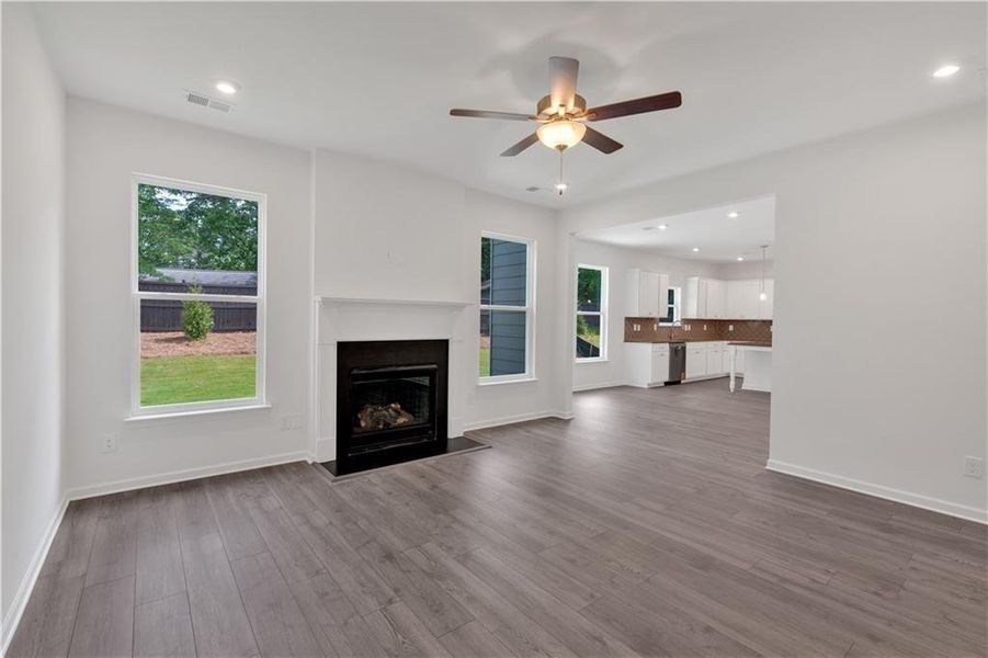 Spacious, unfurnished interior of a new home in The Overlook at Factory Shoals, Mableton (Image 18). Spacious, unfurnished interior of a new home in The Overlook at Factory Shoals, Mableton (Image 18).