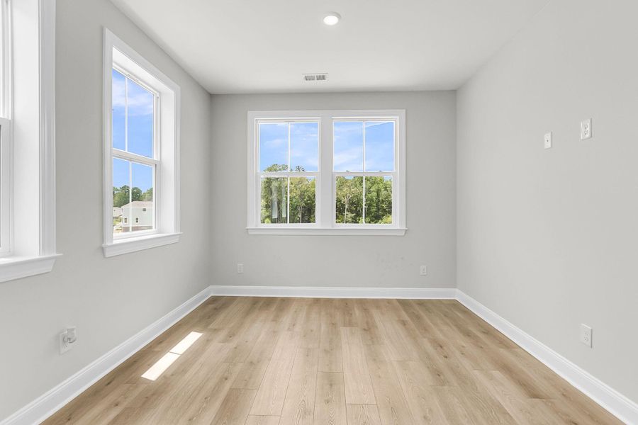 Spacious, unfurnished interior of a new home in Heron Preserve, Hanahan (Image 6). Spacious, unfurnished interior of a new home in Heron Preserve, Hanahan (Image 6).