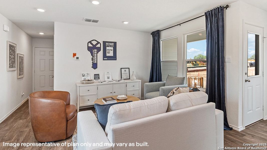 Furnished interior view inside a new home in Sonora, San Antonio (Image 16).