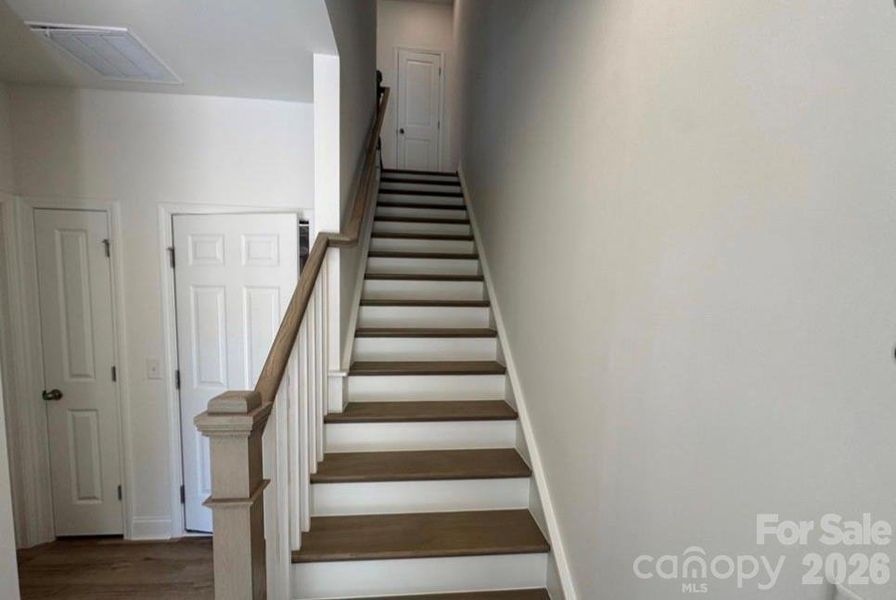 Spacious, unfurnished interior of a new home in Alexander Providence Townhomes, Charlotte (Image 16). Spacious, unfurnished interior of a new home in Alexander Providence Townhomes, Charlotte (Image 16).