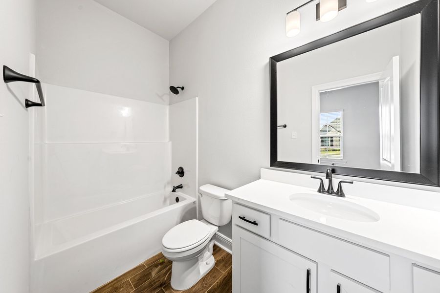 Furnished interior view inside a new home in Sentinel Ridge, Pace (Image 9).