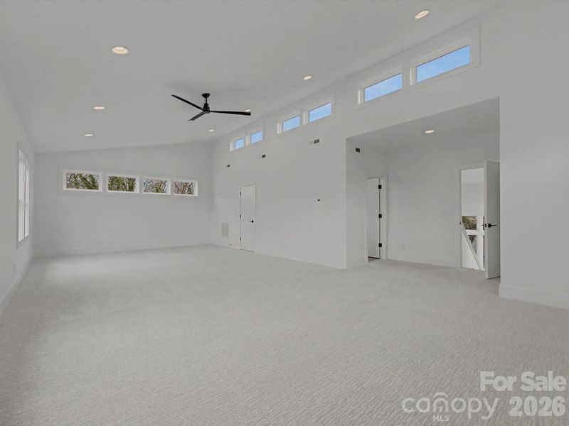 Spacious, unfurnished interior of a new home in , Charlotte (Image 23).