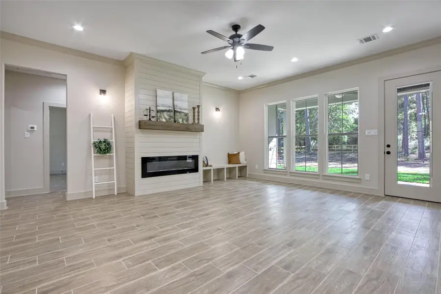 Spacious, unfurnished interior of a new home in , Plantersville (Image 15). Spacious, unfurnished interior of a new home in , Plantersville (Image 15).