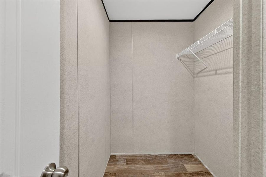 Spacious, unfurnished interior of a new home in , Bushnell (Image 16).