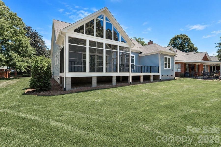 Image 44 of a home in .