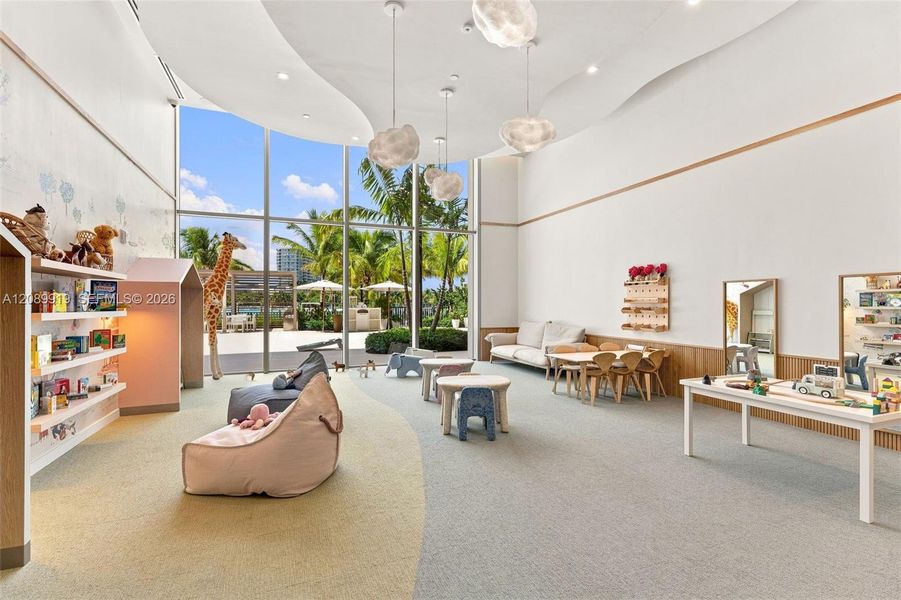 Community amenities in , North Miami (Image 49).