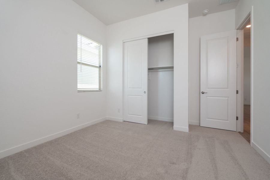 Spacious, unfurnished interior of a new home in Abel Ranch, Goodyear (Image 16). Spacious, unfurnished interior of a new home in Abel Ranch, Goodyear (Image 16).