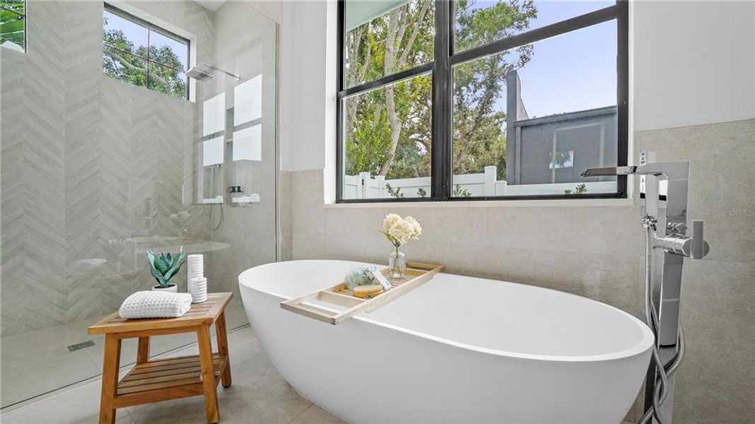 Furnished interior view inside a new home in , Sarasota (Image 6).