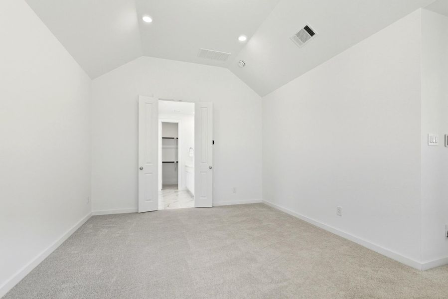 Spacious, unfurnished interior of a new home in Woodforest, Montgomery (Image 20). Spacious, unfurnished interior of a new home in Woodforest, Montgomery (Image 20).