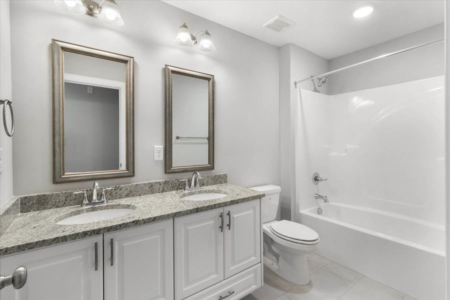 Secondary Bathroom | 823 Elsie Drive, Spacious Upstairs Living