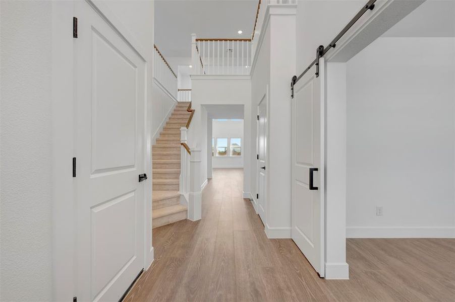Spacious, unfurnished interior of a new home in Timberbrook, Justin (Image 22).