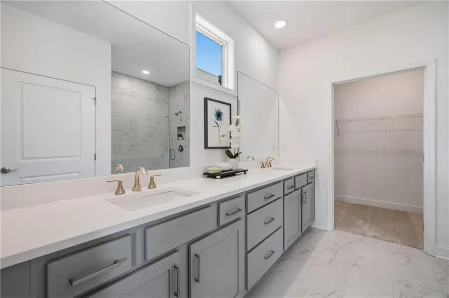 Furnished interior view inside a new home in , Hiram (Image 9).
